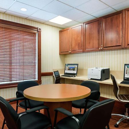 Homewood Suites By Hilton Newark-Wilmington South Area Buitenkant foto