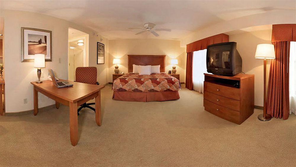 Homewood Suites By Hilton Newark-Wilmington South Area Buitenkant foto