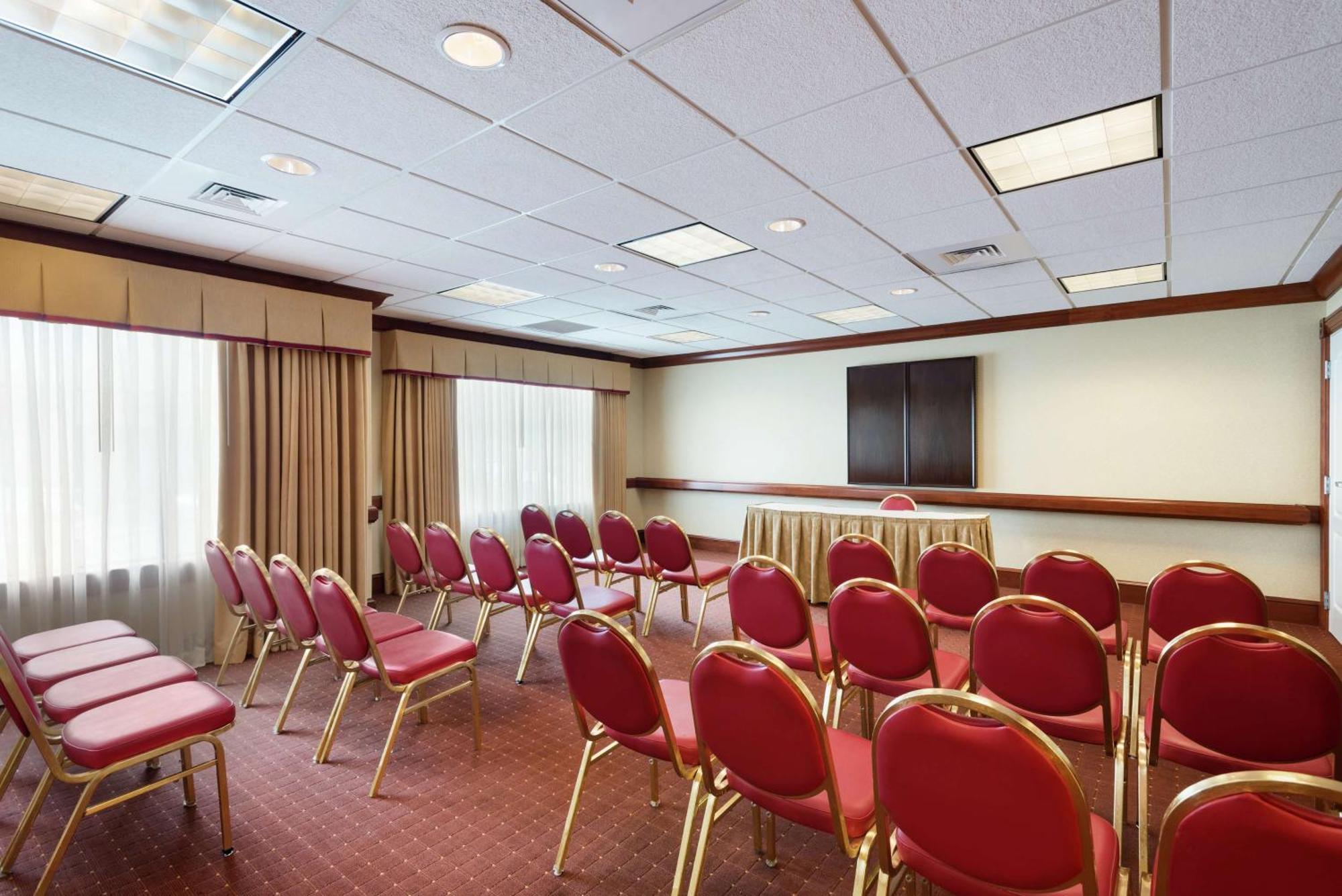Homewood Suites By Hilton Newark-Wilmington South Area Buitenkant foto